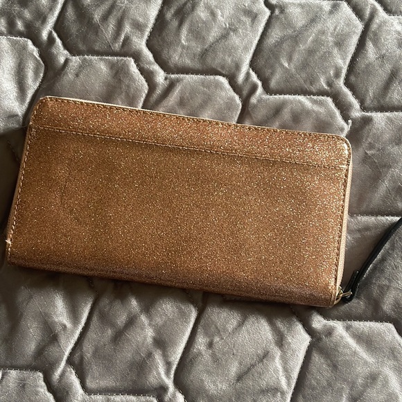 Kate Spade Wallet - Picture 4 of 8